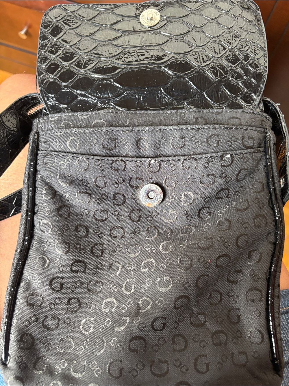 Purse - Picture 2 of 6